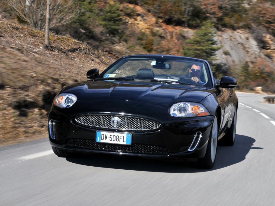  Jaguar XK Convertible 2009 года  (фото 32 из 43)